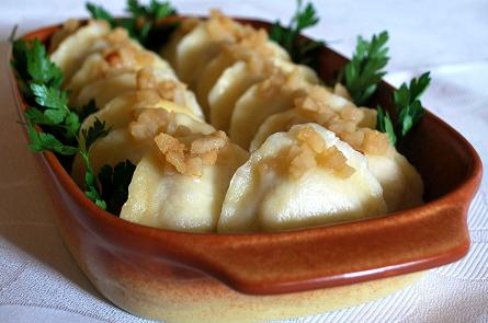 PIEROGI ZE SZPINAKIEM